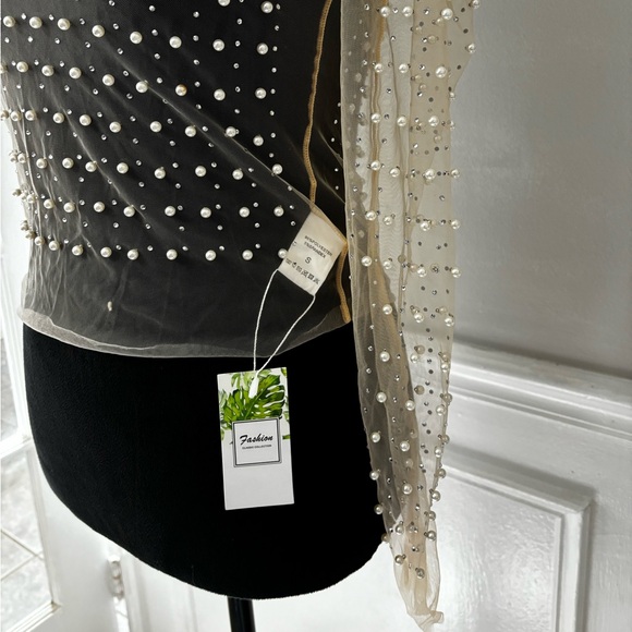 [NWT] Women's Pearl Rhinestone See Through Long Sleeve Mesh Blouse - Picture 4 of 8